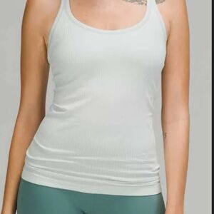 🩵LULULEMON EBB TO STREET TANK🩵